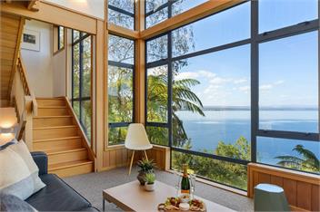Wai Marino - the deluxe tree house -Taupo - Taupo