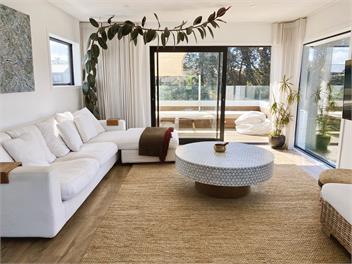 Sully’s Beach House. Spa, sauna, mini gym: 45 seconds to beach. Sleeps 7 - Mt Maunganui