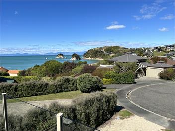 Rose's Kaiteriteri Bach - Kaiteriteri