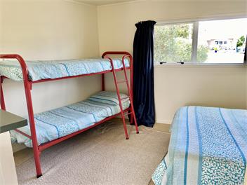 LARGE BACH 500 METRES FROM BEACH - Whangamata
