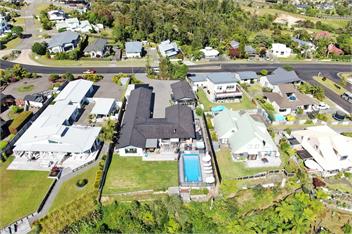 Beverley Hills Cottage - Whangamata