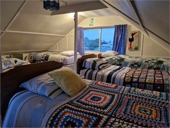 Spacious Beach Retreat in the Catlins - Catlins Area