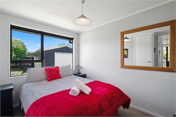 Cute on Kew (Bachcare) - Taupo