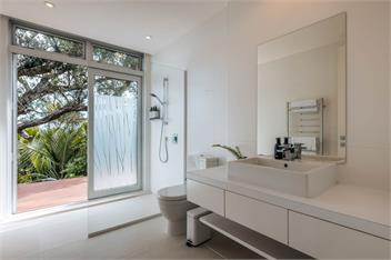 GLASSHOUSE - Waiheke Island