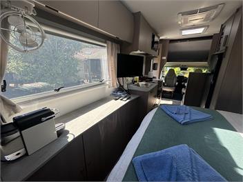 RV Space With Comfy Bed in Country Location - Hastings