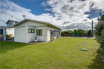 Mahia Bliss (Bachcare) - Mahia