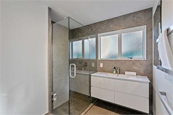 Hensman House (Bachcare) - Queenstown