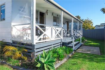 Hosts on the Coast Marlin Cottage - Whitianga