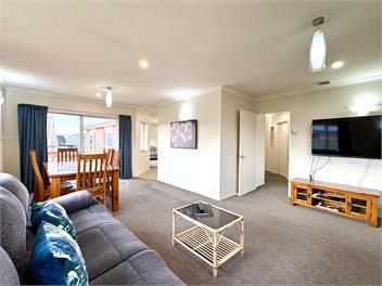 Views and Location - Twizel