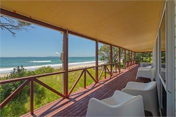 Poppy's Beach House (Bachcare) - Whangapoua