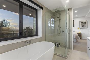 Stylish Townhouse - Auckland