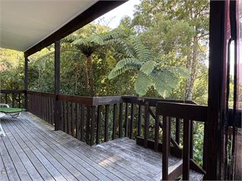 Relaxed Kenepuru Sounds Getaway - Sandy Bay