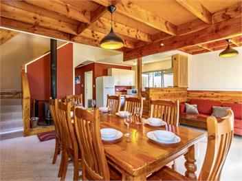 Ruapehu Chalet Rentals - Verde Chalet VW2 - 