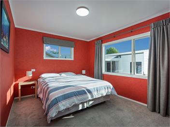 Nest by the Beach (Bachcare) - 