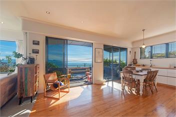 Moana Escape - Tasman Bay Views, Pool, Spa & Sauna - 