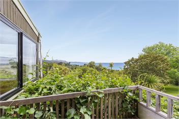 Parapara Lookout Coastal Stay - 