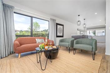 Soleil by the Sea - Beachfront Apartment - 