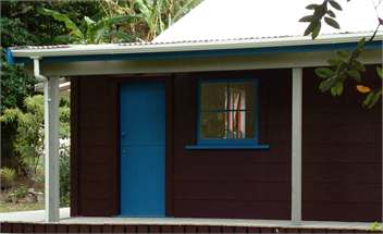 FLOYD COTTAGE Birdsong & Bananas - KOHUKOHU