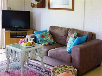 Heron's Reef Bougainvillea Studio - Cook Islands