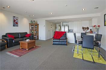 Waterfront Escape - Nelson