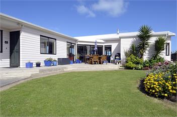 The Embassy - Kapiti Coast