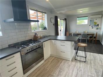 Modern Twizel holiday home - Twizel