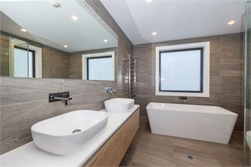 Spinnaker Marina Apartment 5 - Wanaka