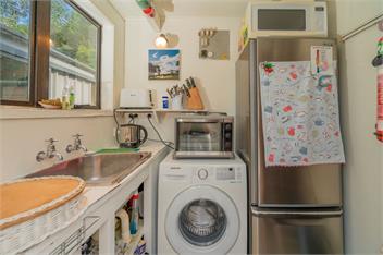 Rose's Beach Pad (Bachcare) - Matarangi