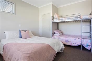 Sky Blue Retreat (Bachcare) - Waihi Beach