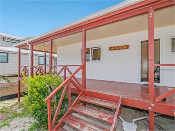 Poppy's Beach House (Bachcare) - Whangapoua
