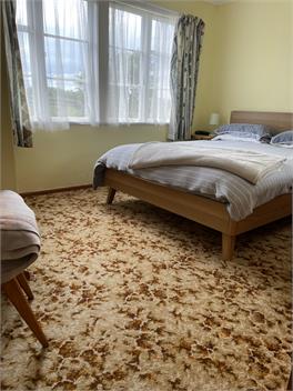 Sunny Bach minutes to beach, golf, park. Perfect for large families or two families! - Masterton