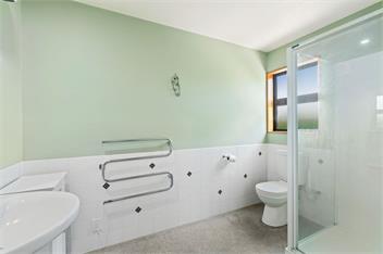 Edgewater Escape (Bachcare) - Cromwell