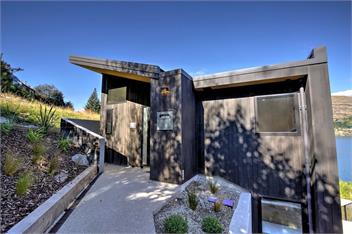 The Villa Lookout (Bachcare) - Queenstown