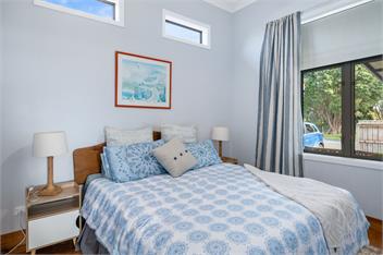 Ekhaya (Bachcare) - New Plymouth
