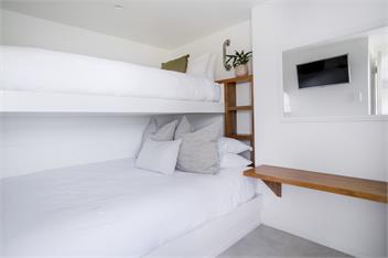 Whale Bay Surf Bach - 