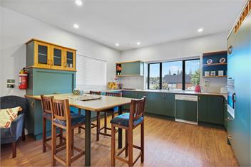 Belfast Dacha, Central, Linen and clean included, Hot Tub and Sauna. - Hanmer Springs 