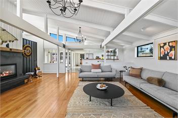 Lake Terrace Lodge - Award Winning Luxury Home - TAUPO