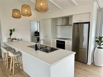 Beautiful New Beach House  - Auckland 