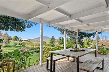 Mountviews Lodge - Swimming Pool, Spa Pool, Glamping tent, Playground - Taupo