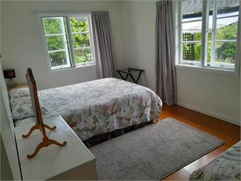 La Petite Ferme Manor - Spacious Garden Holiday Home - Kerikeri