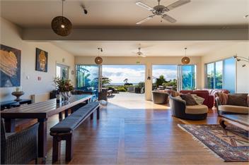 Zatori - A Luxury Paradise for Adventure or Relaxation - Golden Bay