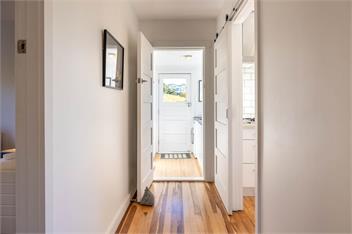 GRAPE SHED COTTAGE : Coast & Country - Waiheke Island