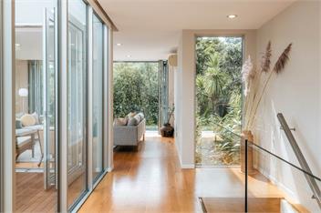 GLASSHOUSE - Waiheke Island