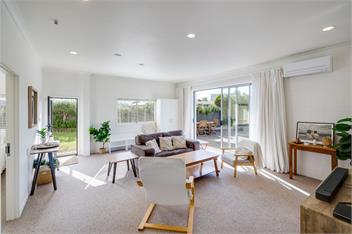 Mahia Bliss (Bachcare) - Mahia
