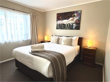Relax on Rhoboro - Twizel
