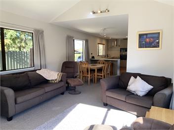 11a Leamington Street - Hanmer Springs