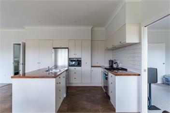 Sunlit Shores (Bachcare) - Papamoa