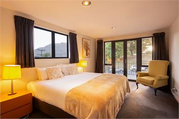 Prime Location | 3 bedroom home | Unlimited WIFI - Queenstown