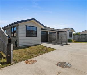 Coastal Chic (Bachcare) - Papamoa
