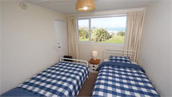 Hideaway Beach Cottage, Curio Bay - Curio Bay